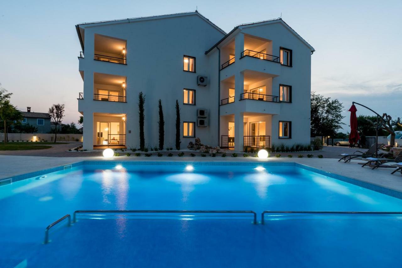 Villa Anja 1St Floor Peroj Exteriér fotografie