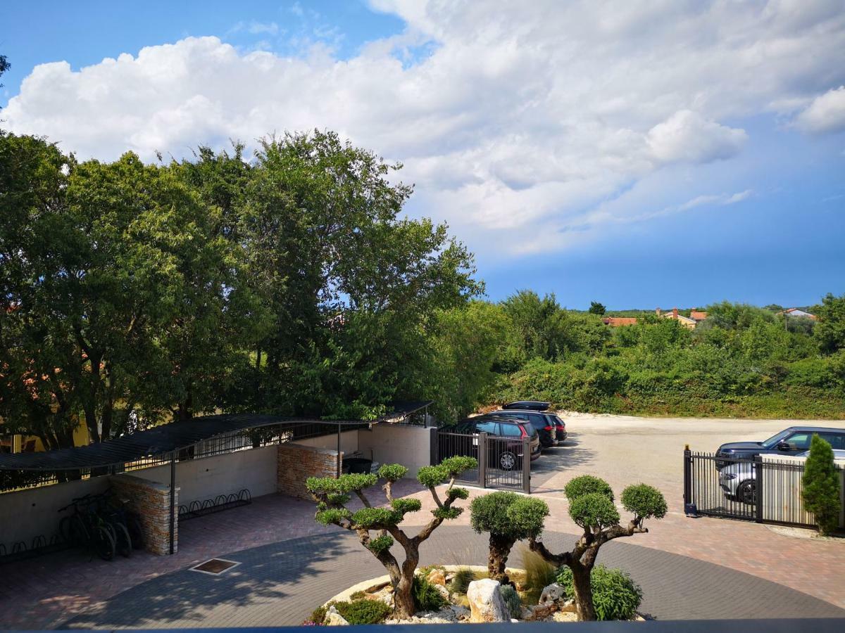 Villa Anja 1St Floor Peroj Exteriér fotografie