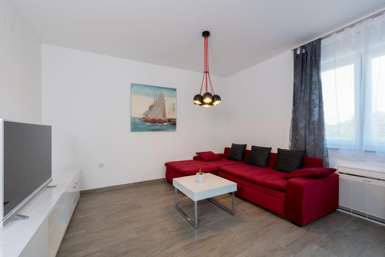 Villa Anja 1St Floor Peroj Exteriér fotografie